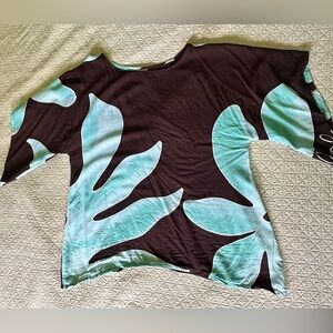 Simply Sisters Lola Miller flowy top